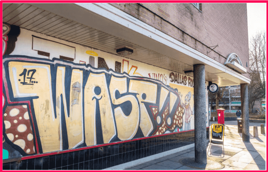 What does wasp graffiti mean in Portugal